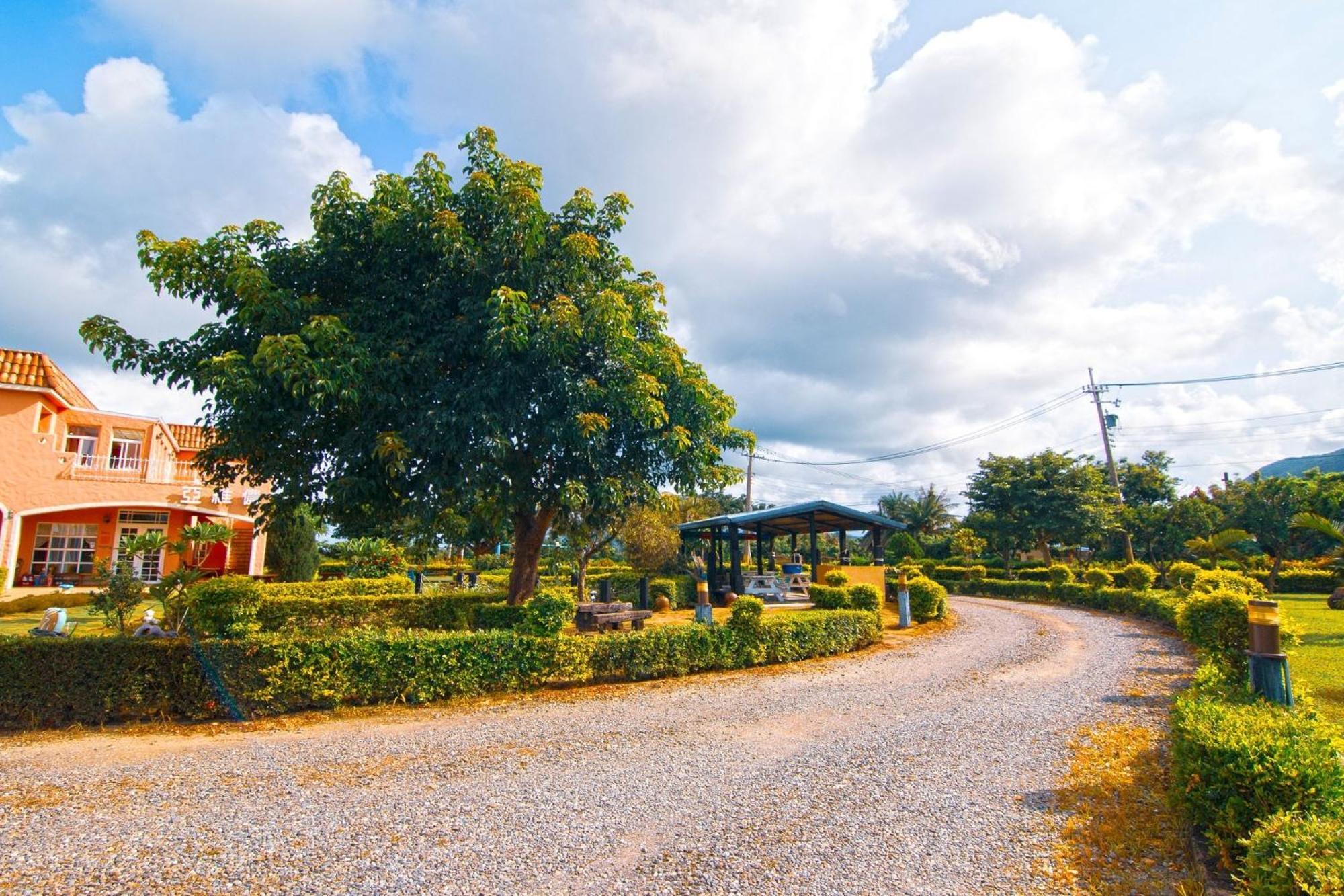 Bed and Breakfast Kenting Avignon Старе місто Хенчун Екстер'єр фото