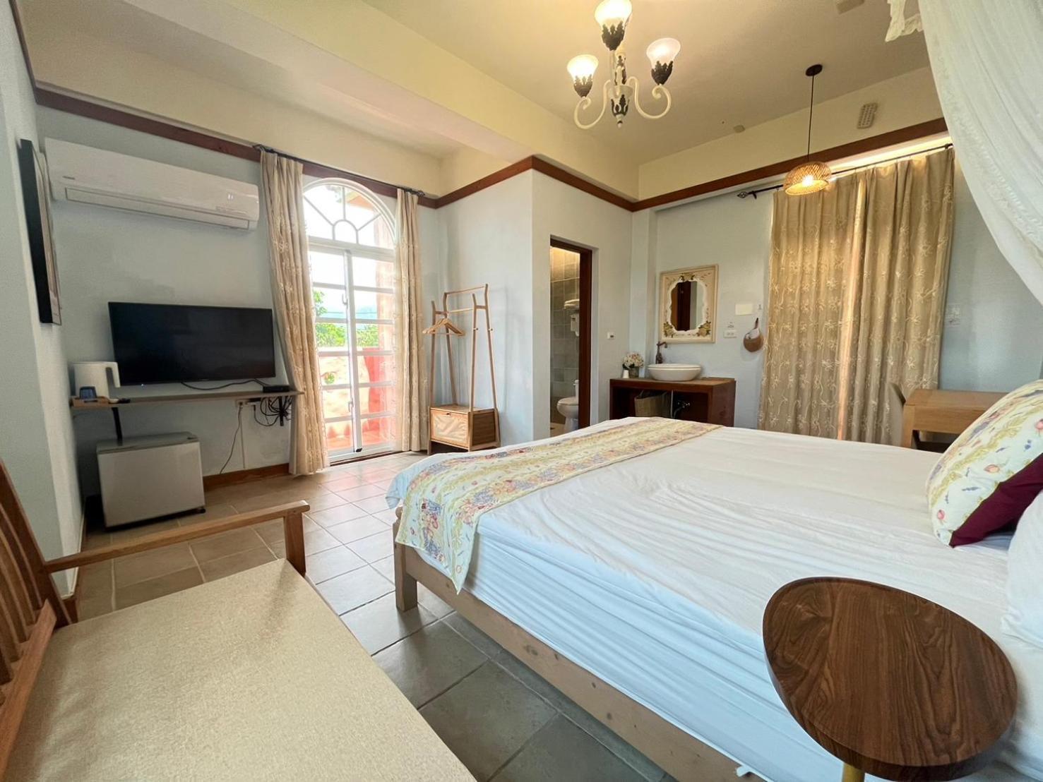 Bed and Breakfast Kenting Avignon Старе місто Хенчун Екстер'єр фото